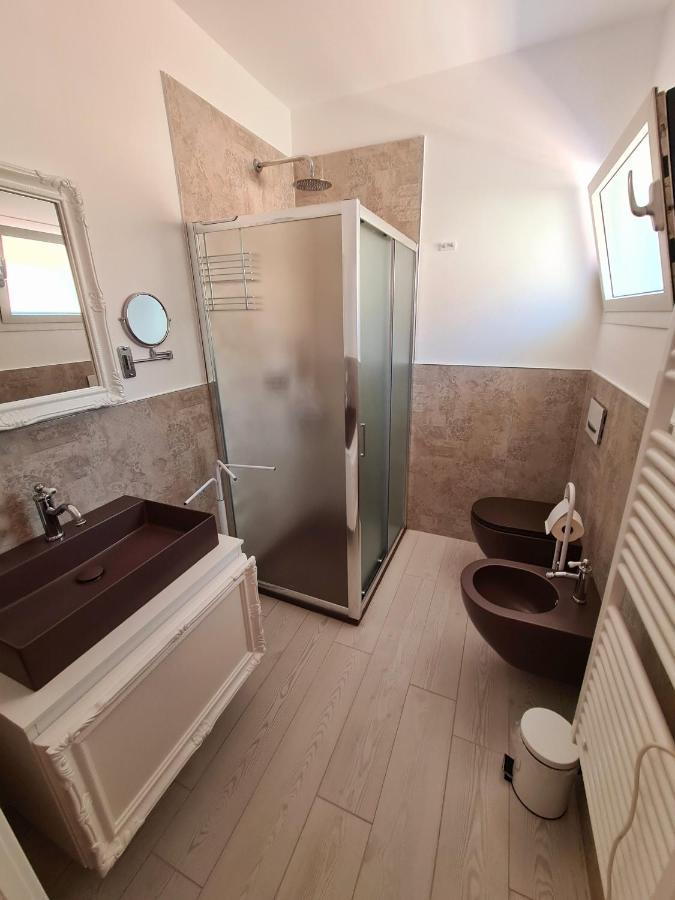 Isola Nel Parco Villas & Rooms La Maddalena  Extérieur photo